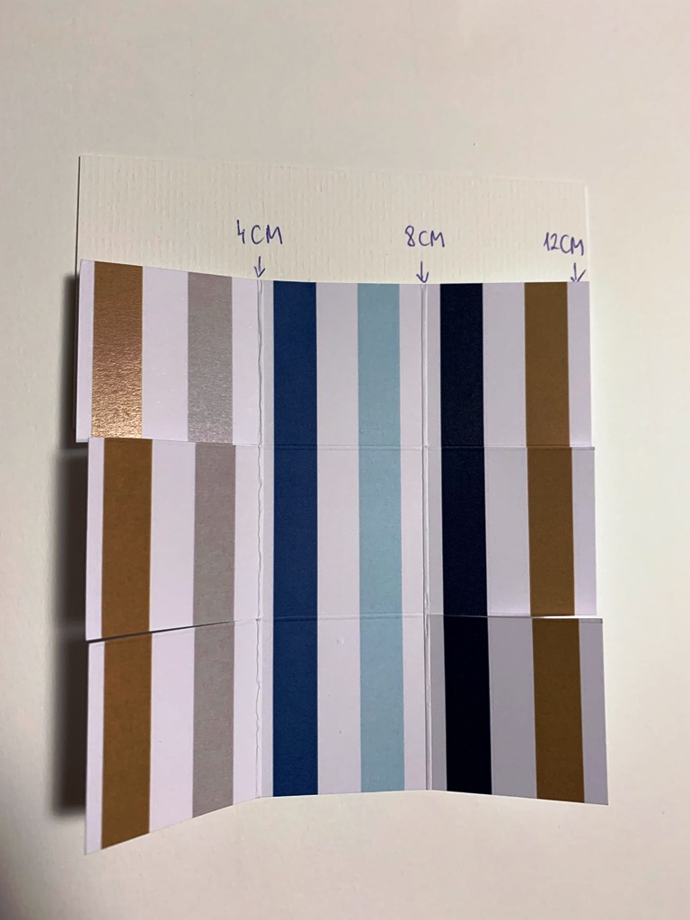 Adventi napt&aacute;r ScrapUp! Blog