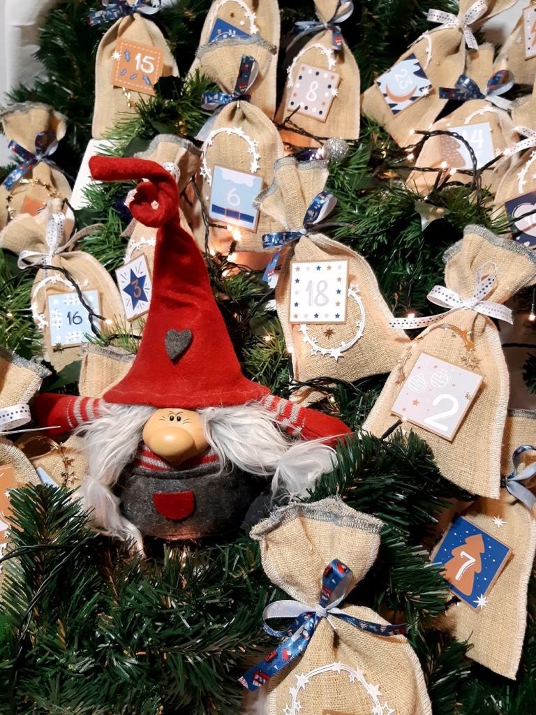 Adventi zs&aacute;kok ScrapUp! Blog