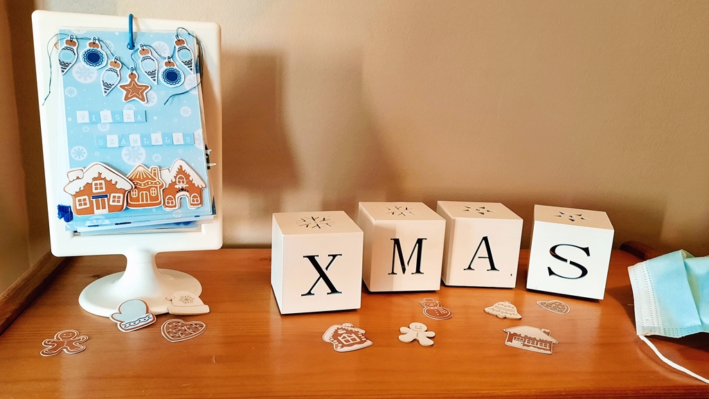 Kar&aacute;csonyi visszasz&aacute;ml&aacute;l&oacute;