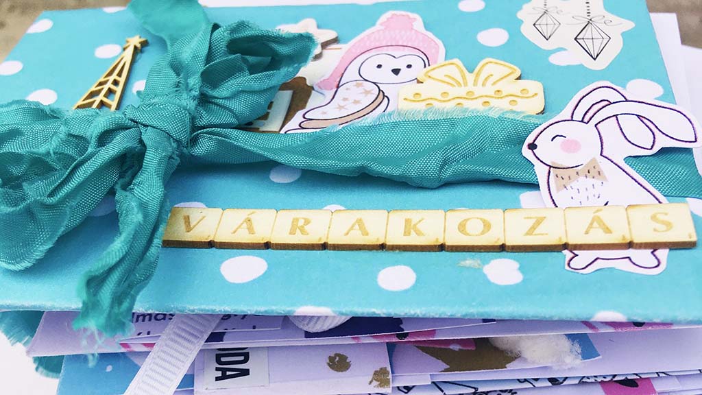 Adventi napt&aacute;r, albumban