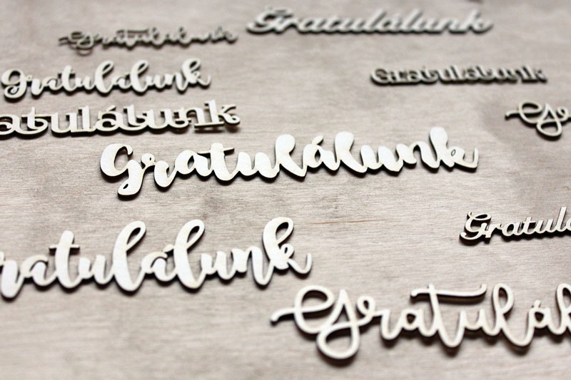 Gratul&aacute;lunk chipboard csomag